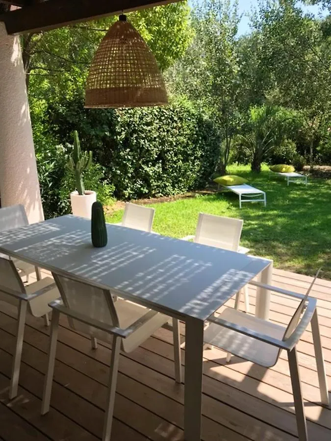House With 3 Bedrooms In Grimaud With Shared Pool Furnished Garden And Wifi 2 Km From The Beach Saint-Tropez
